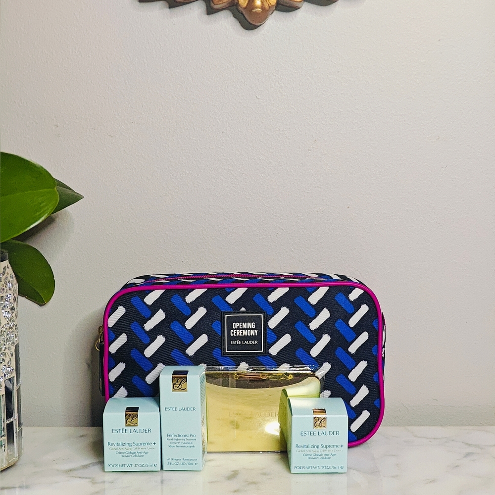 Opening Ceremony + Estee Lauder Premium Skin Care & Cosmetic Bag | 5 Pieces - Picture 7 of 7